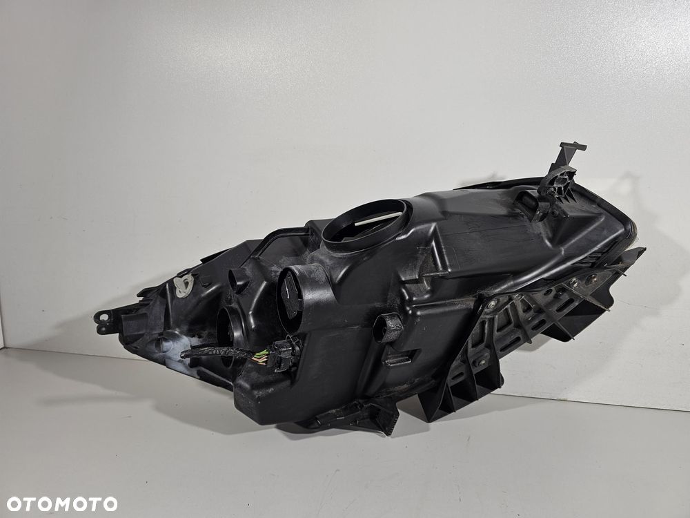 Citroen c4 picasso 2006-10r Lampa przód przednia lewa europa - 7