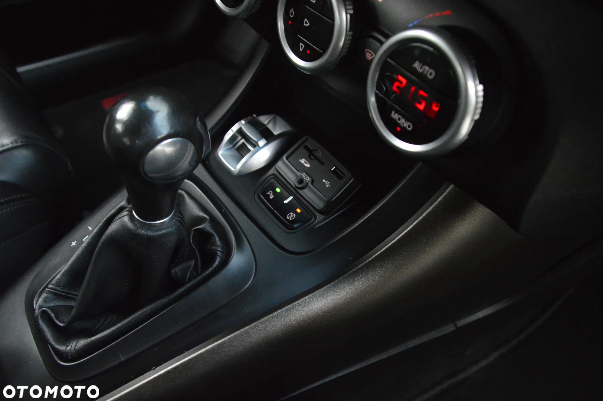 Alfa Romeo Giulietta 2.0 JTDM 16V TCT Sprint - 24