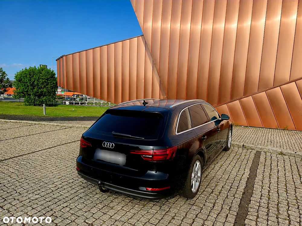 Audi A4 Avant 2.0 TDI Sport S tronic - 3