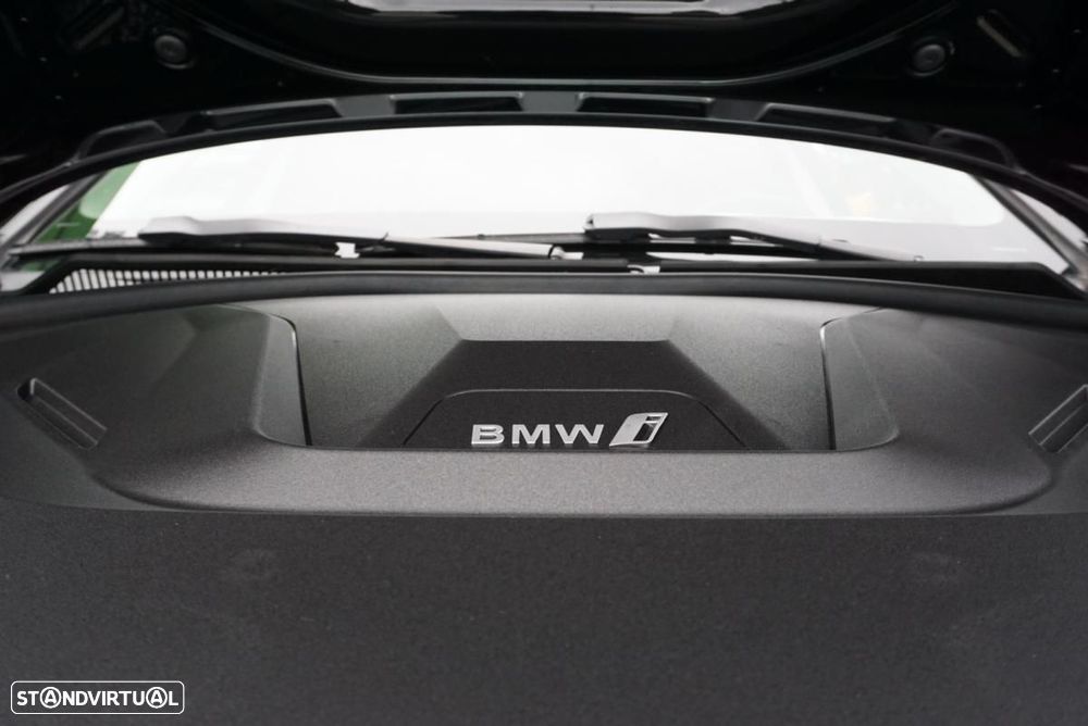 BMW i4 eDrive40 - 16