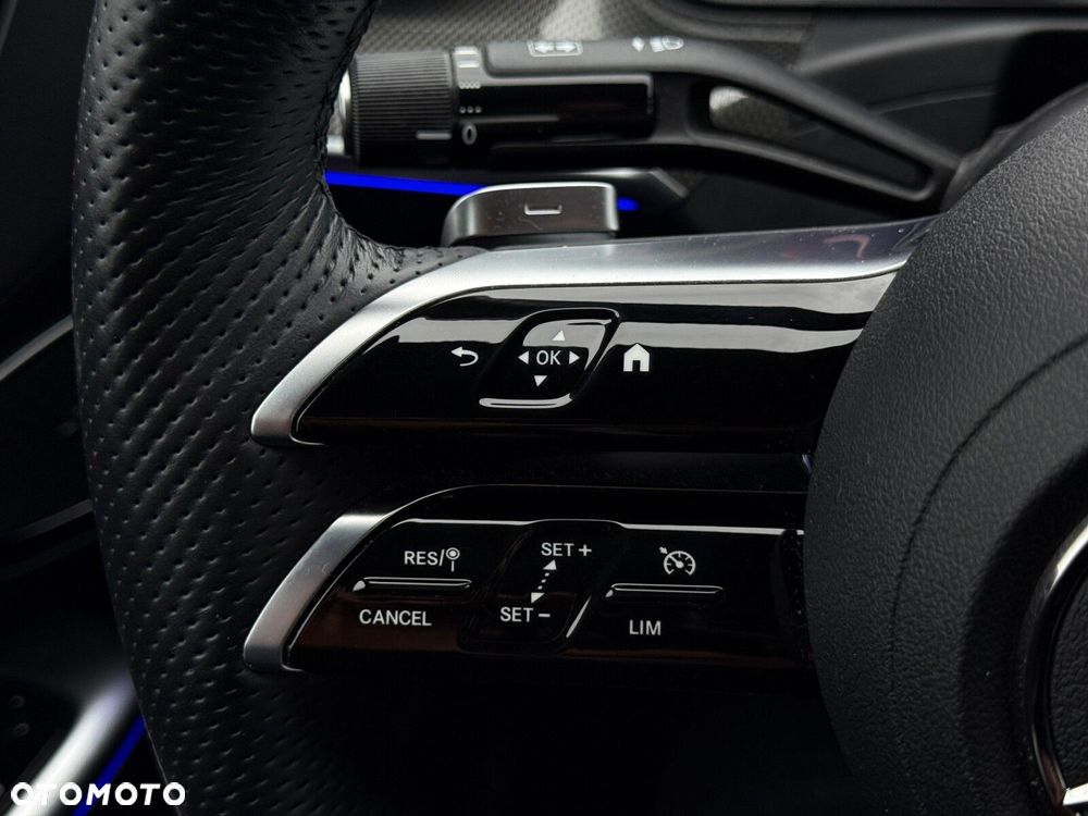 Mercedes-Benz Klasa C 400 e PHEV 4-Matic AMG - 18