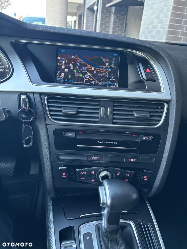 Audi A4 Avant 2.0 TDI DPF clean diesel multitronic S line Sportpaket - 10