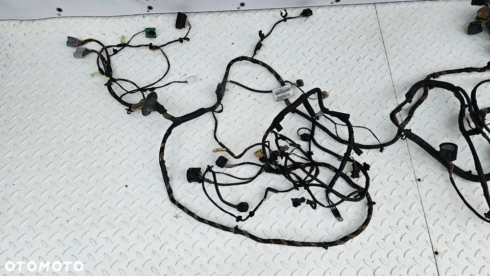 Jaguar XJ 351 5.0 SC 510 KM 508PS Instalacja grodzi Wiązka przewodów komory Kable AW93-14290-UAE - 2