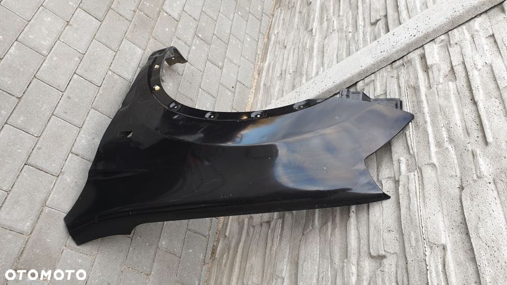 Błotnik Nissan Qashqai 2007 - - 2