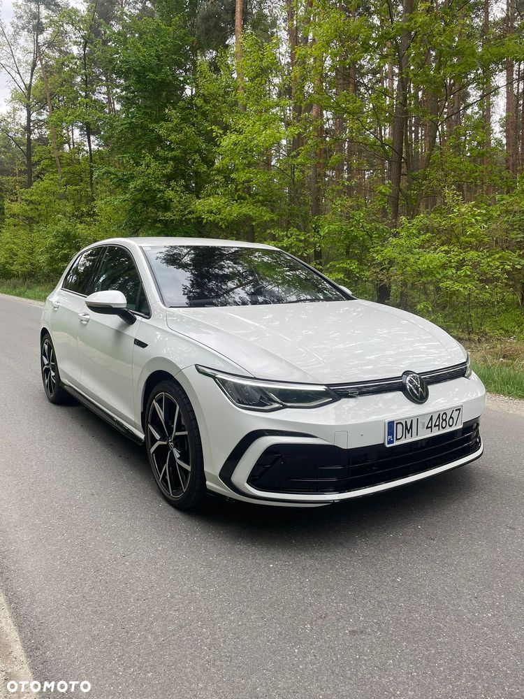 Volkswagen Golf 1.5 eTSI R-Line DSG - 1