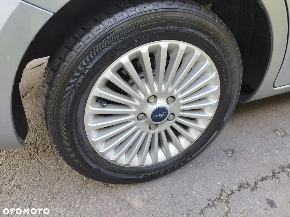 Ford Mondeo 2.0 Platinium X - 24