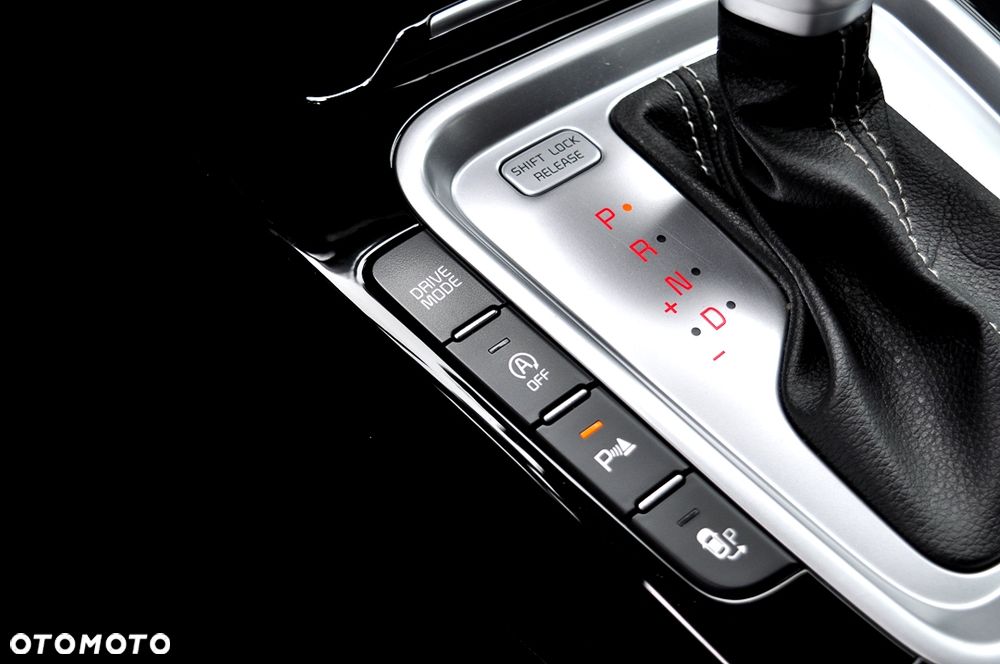 Kia Ceed 1.6 CRDi DCT GT Line - 29