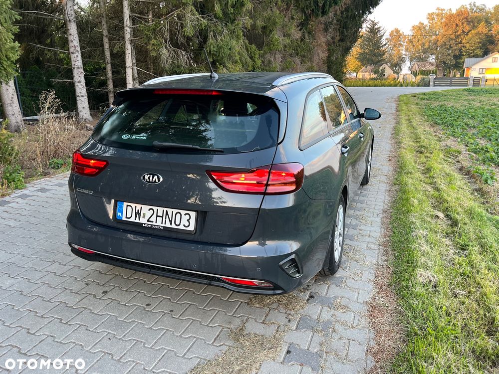 Kia Ceed 1.6 CRDi SCR L Business Line - 6