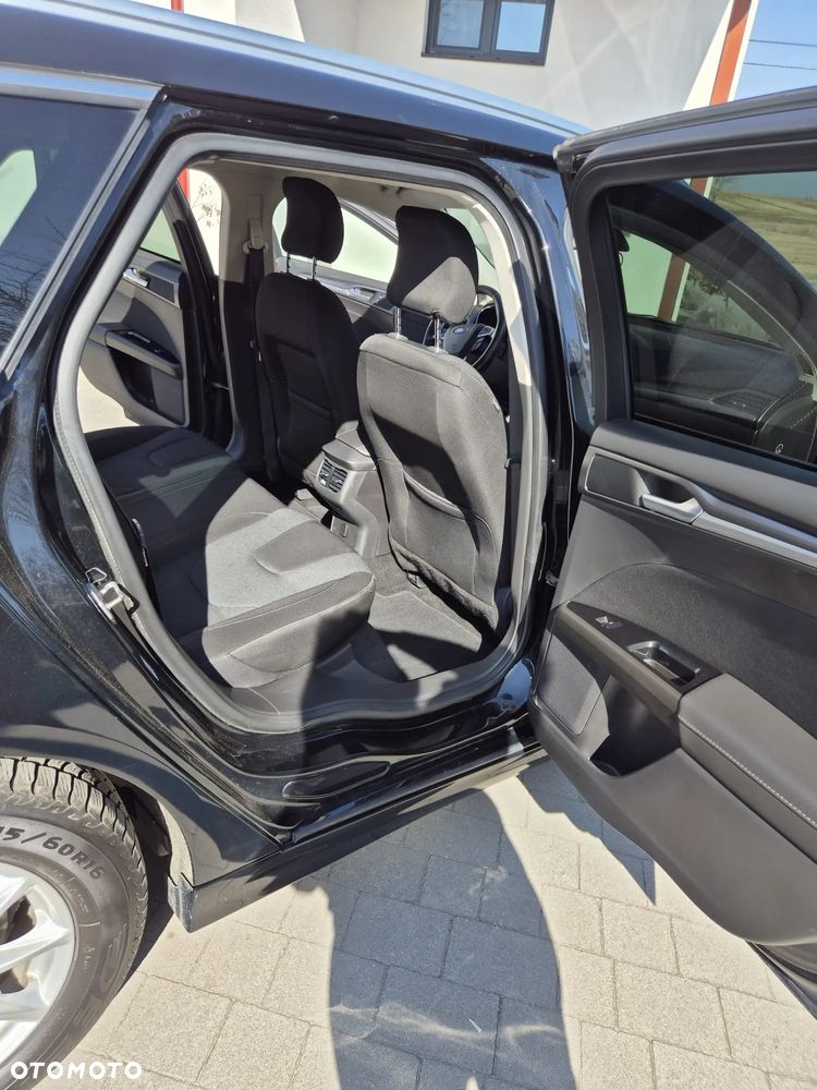 Ford Mondeo 2.0 TDCi Titanium PowerShift - 30