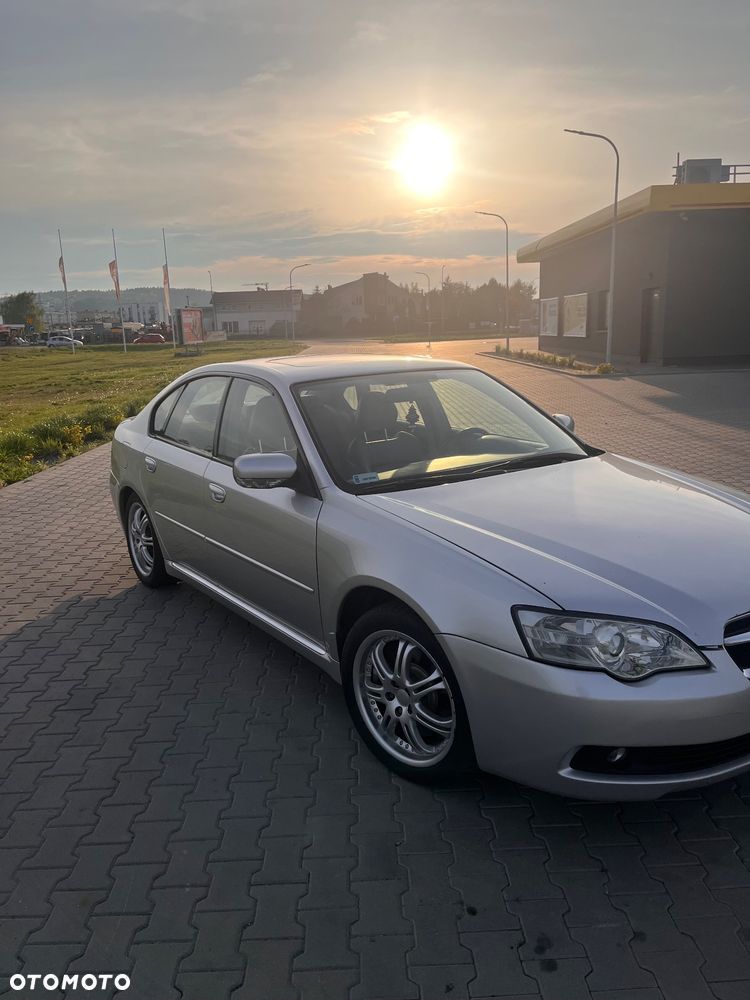 Subaru Legacy 3.0 H6 - 2