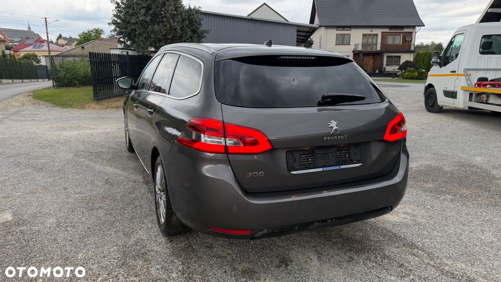 Peugeot 308 BlueHDi 130 EAT8 Stop & Start Allure Pack - 5