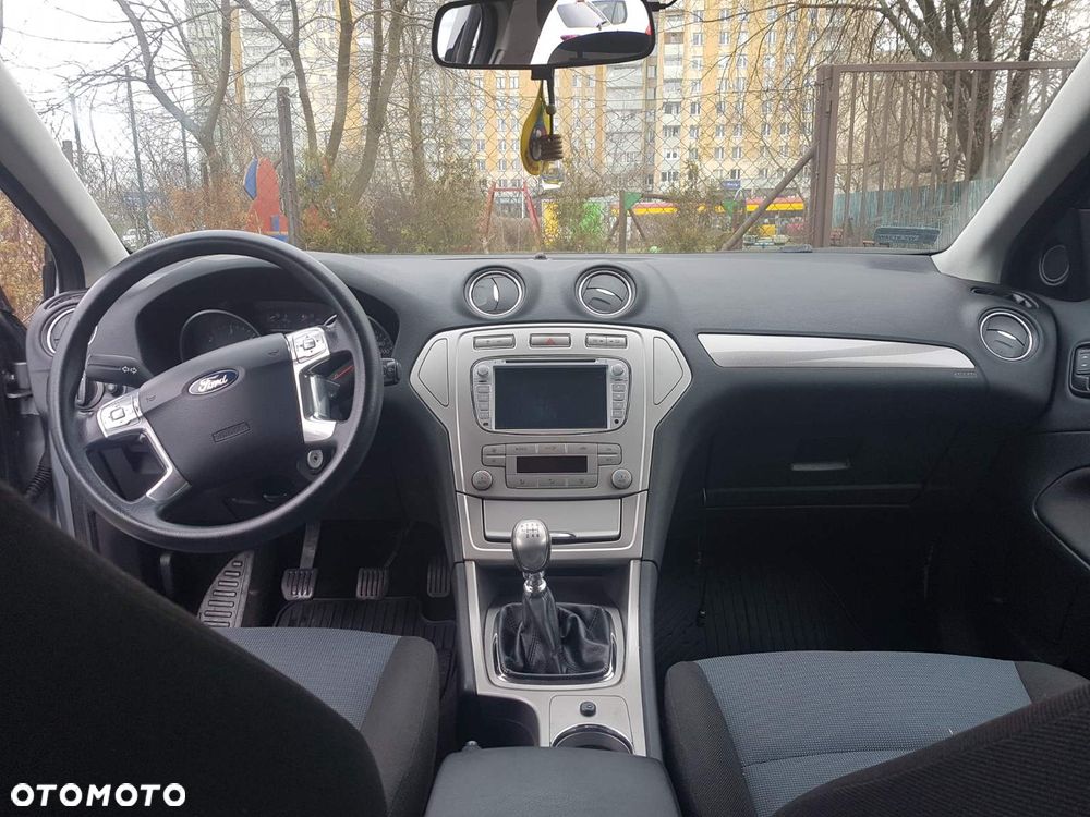 Ford Mondeo 1.8 TDCi Ambiente - 2