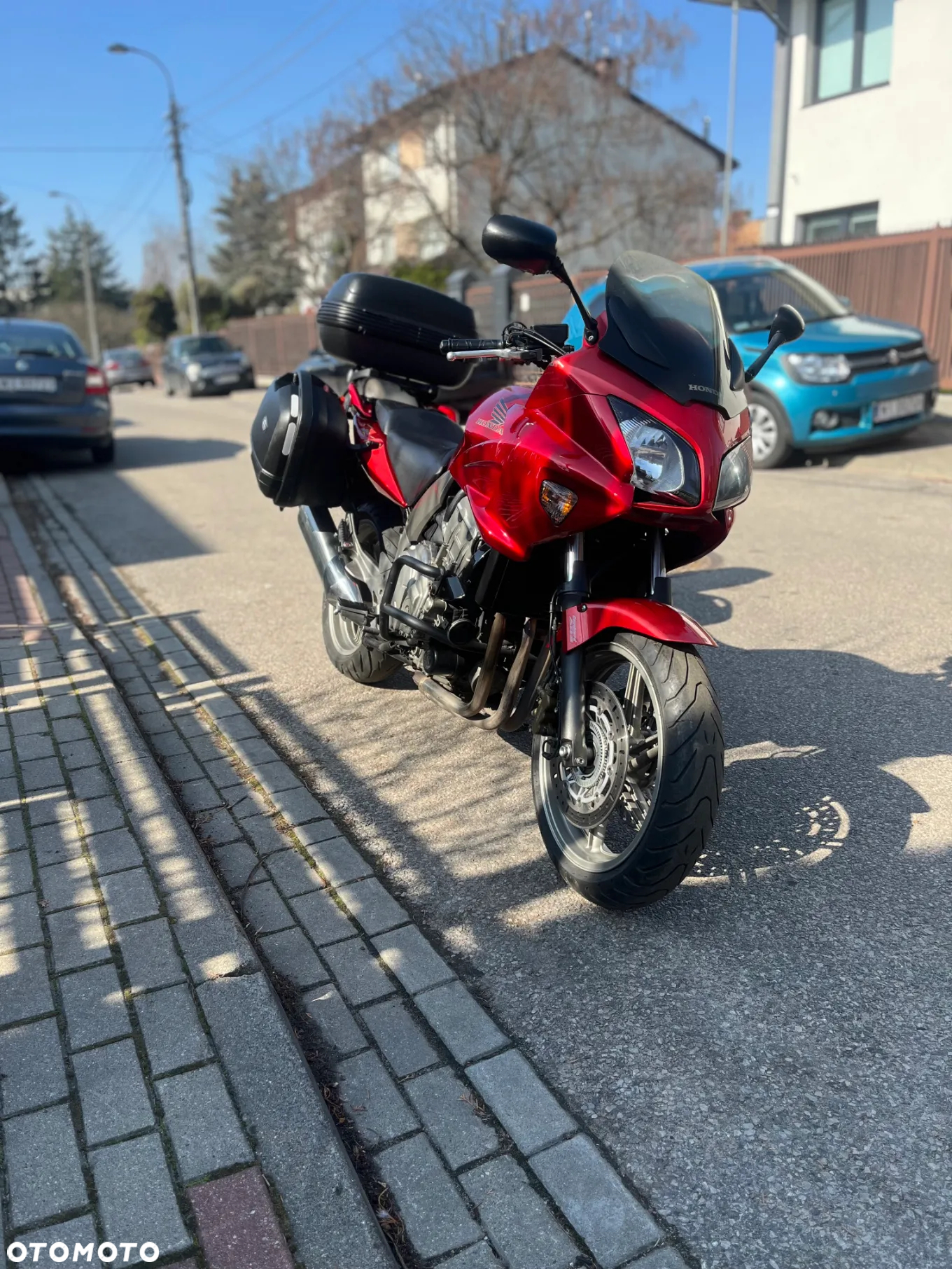 Honda CBF - 2