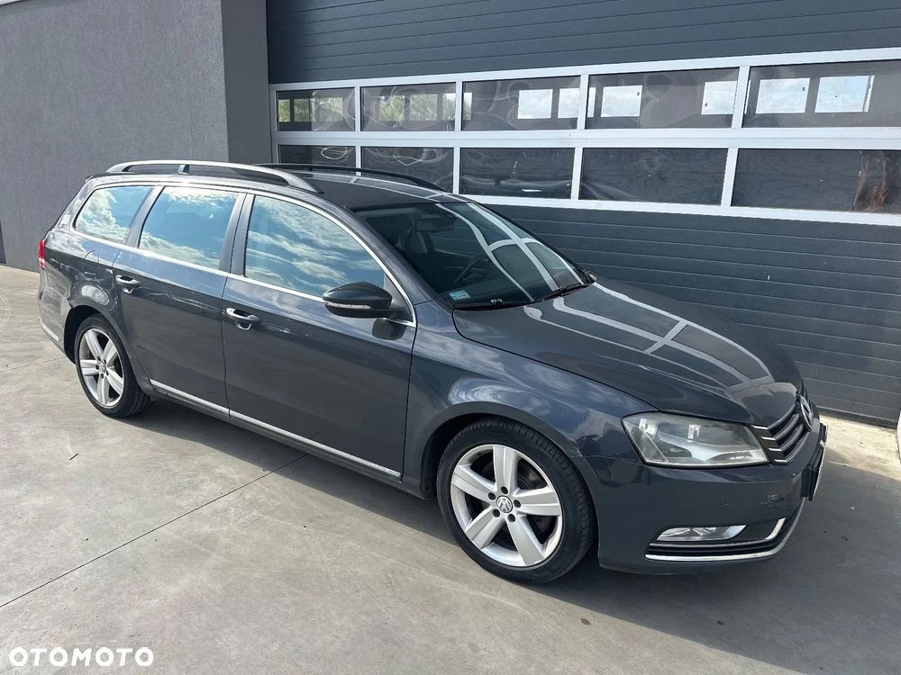 Volkswagen Passat 2.0 TDI 4Motion BlueMotion Technol Comfortline - 9