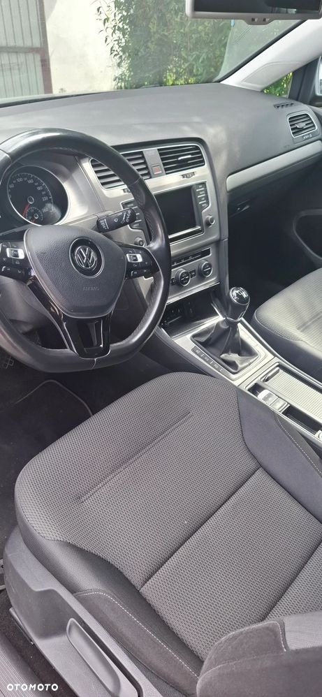 Volkswagen Golf 1.6 TDI BMT Comfortline - 9