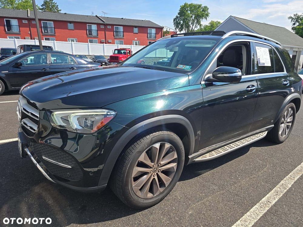 Mercedes-Benz GLE - 1