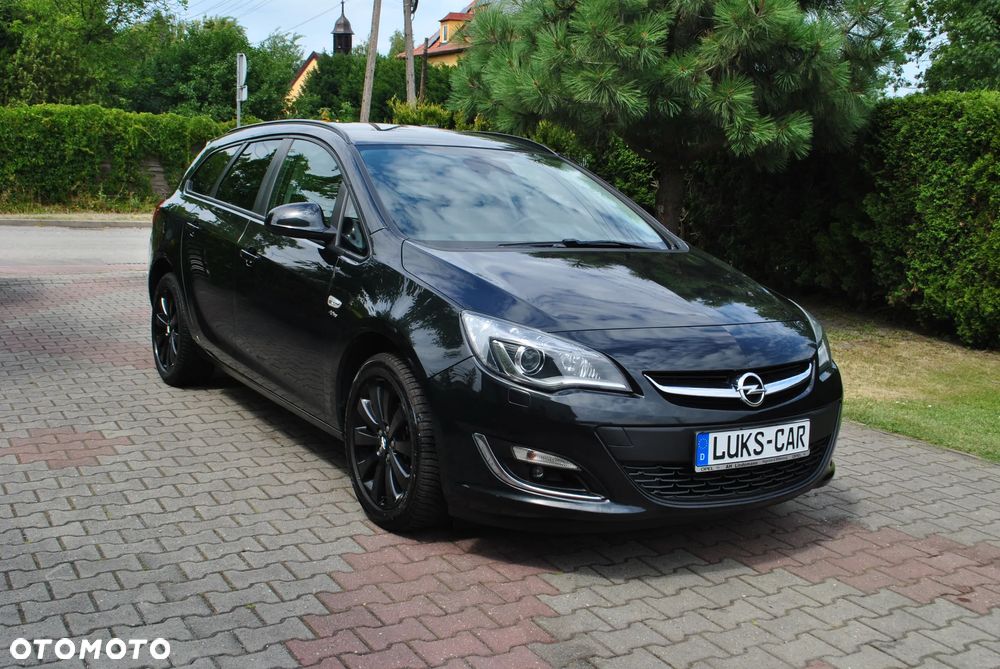 Opel Astra 1.4 Turbo Sports Tourer Exklusiv - 34
