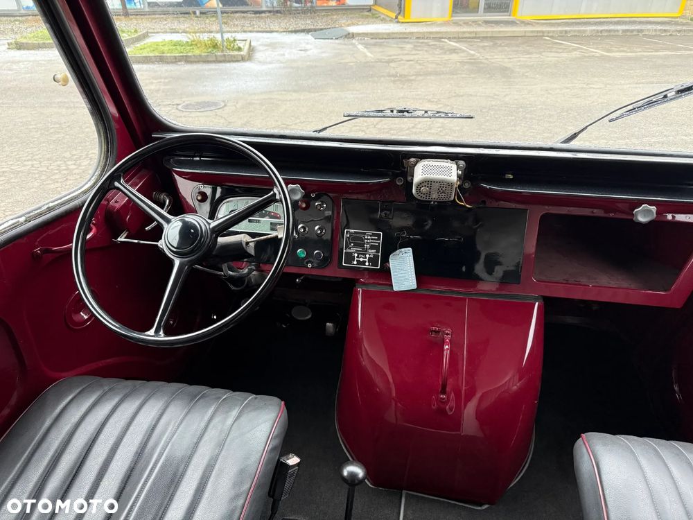 Citroën HY - 11