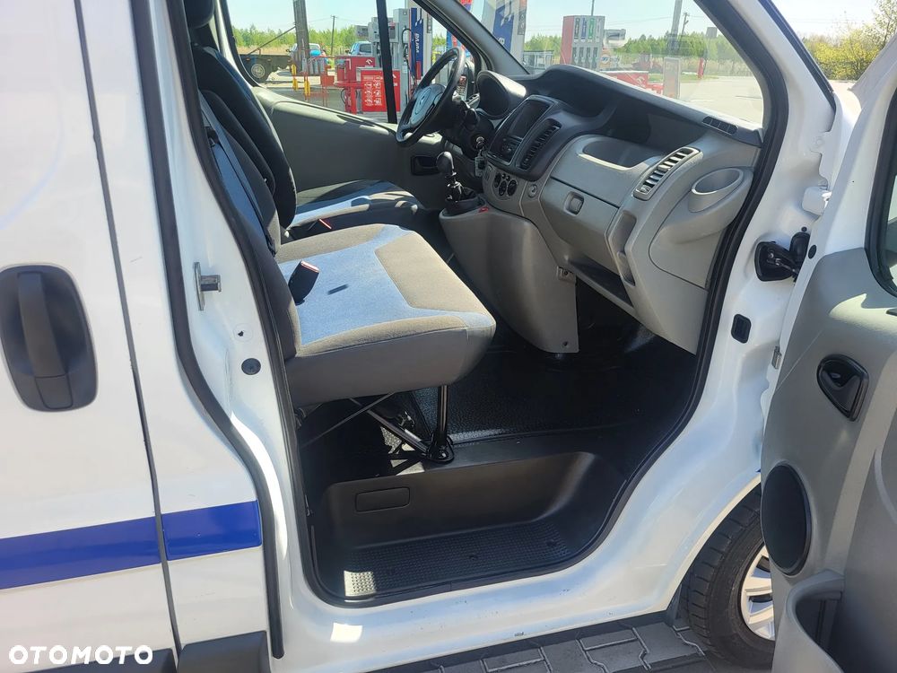 Renault Trafic - 38