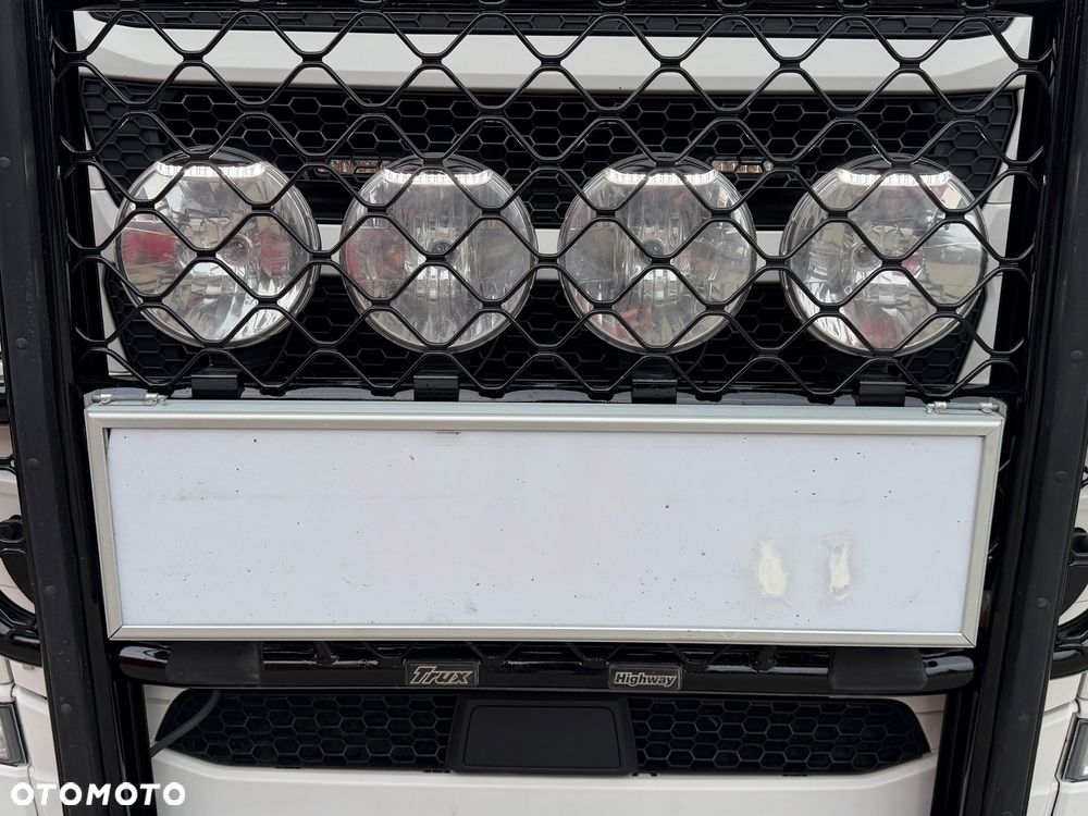 Scania R650 bez EGR SCANIA 6x4 66ton DMC pełna opcje - 27