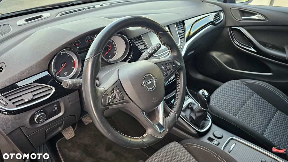 Opel Astra 1.6 BiTrb D (CDTI) Start/Stop Sports Tourer Business - 11