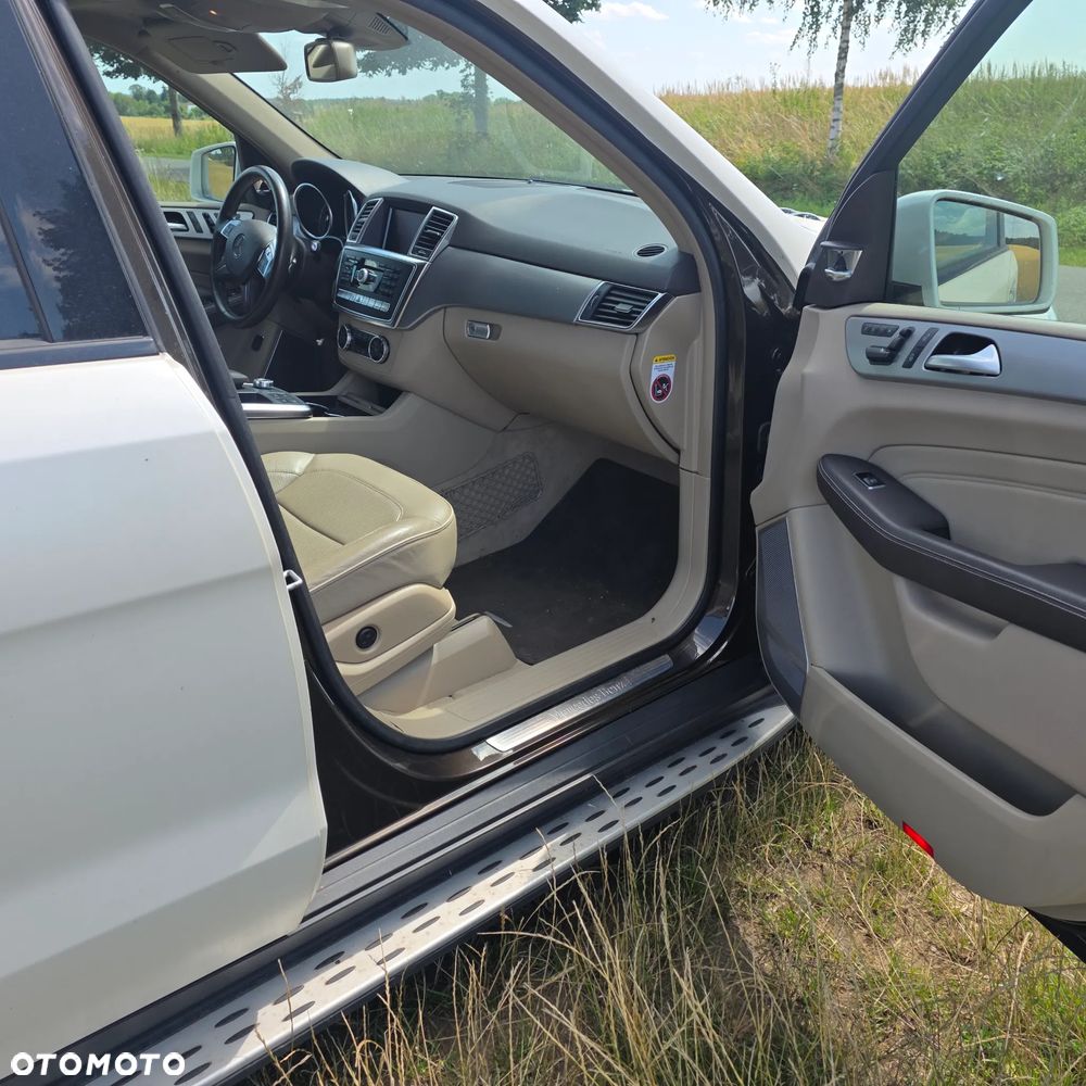 Mercedes-Benz ML 500 BlueEff 4-Matic - 12