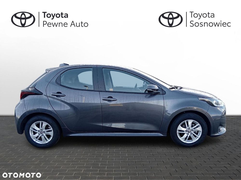 Toyota Yaris - 8