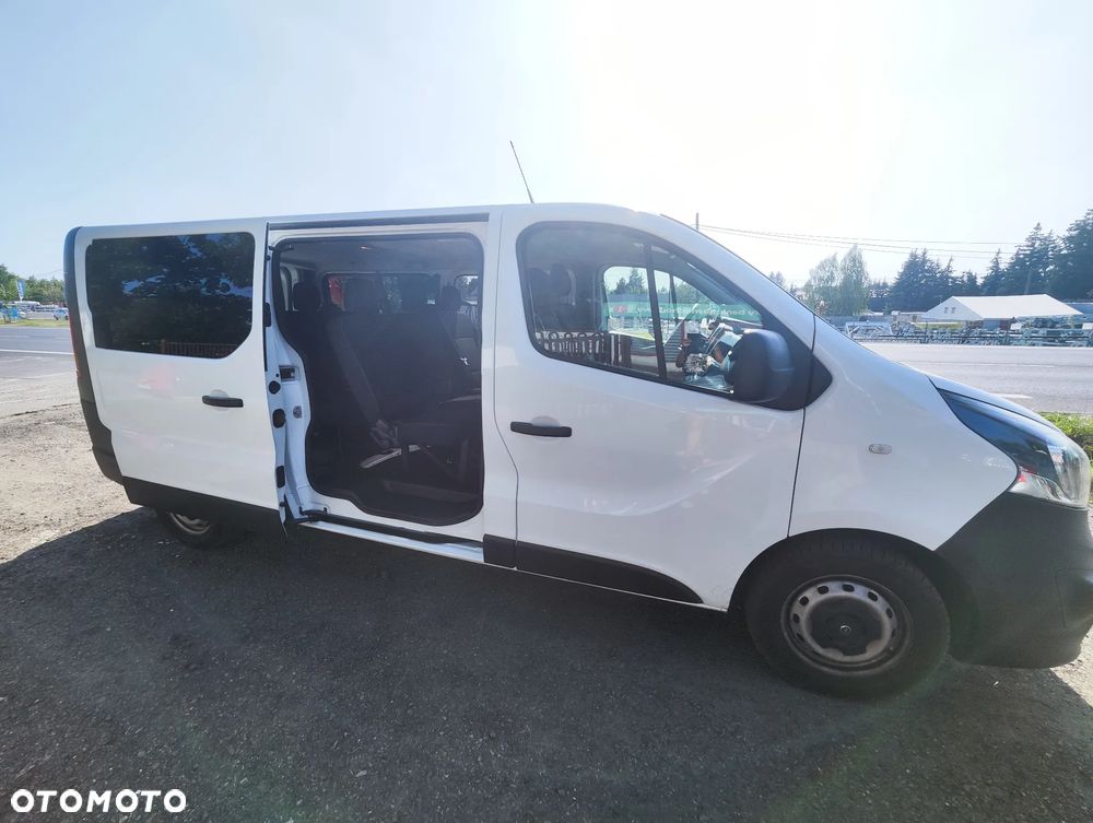 Opel Vivaro - 8