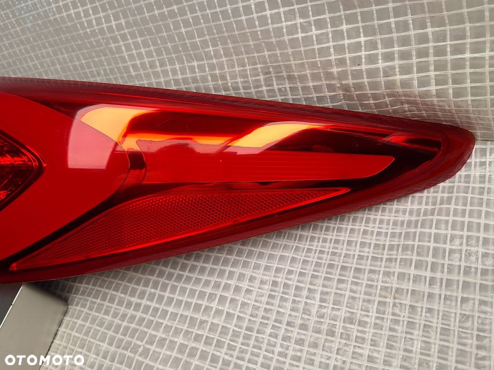 lampa tyl tylna prawa hyundai ix35 lift 2013- led 92402-2y500 orginal demontaz EUROPA - 4