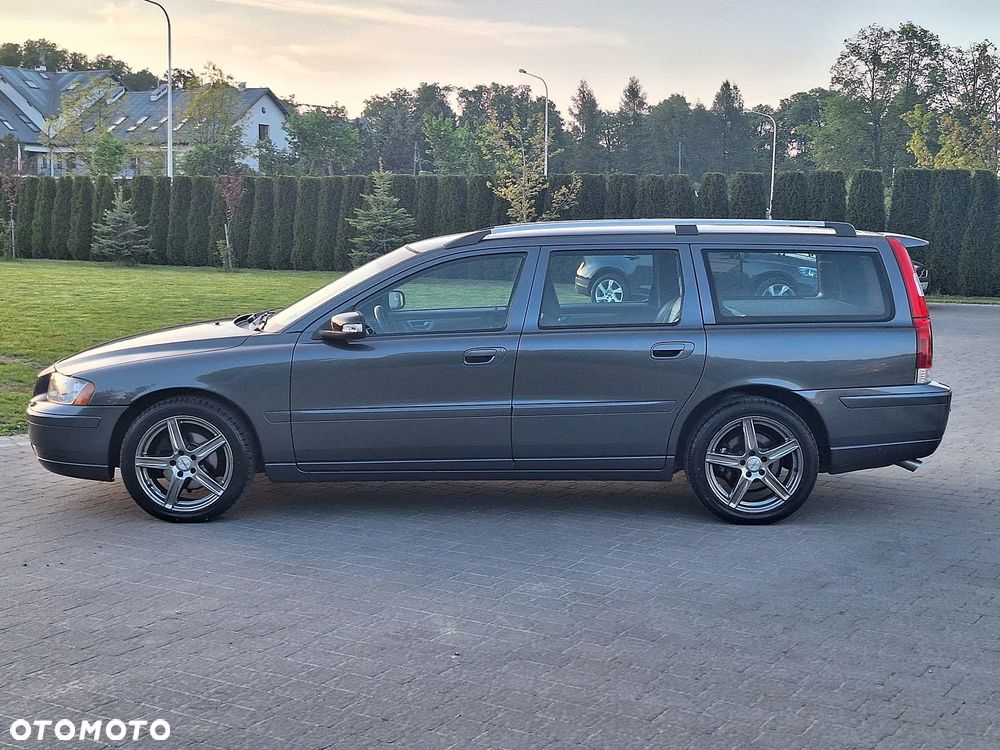Volvo V70 2.4 Summum - 4