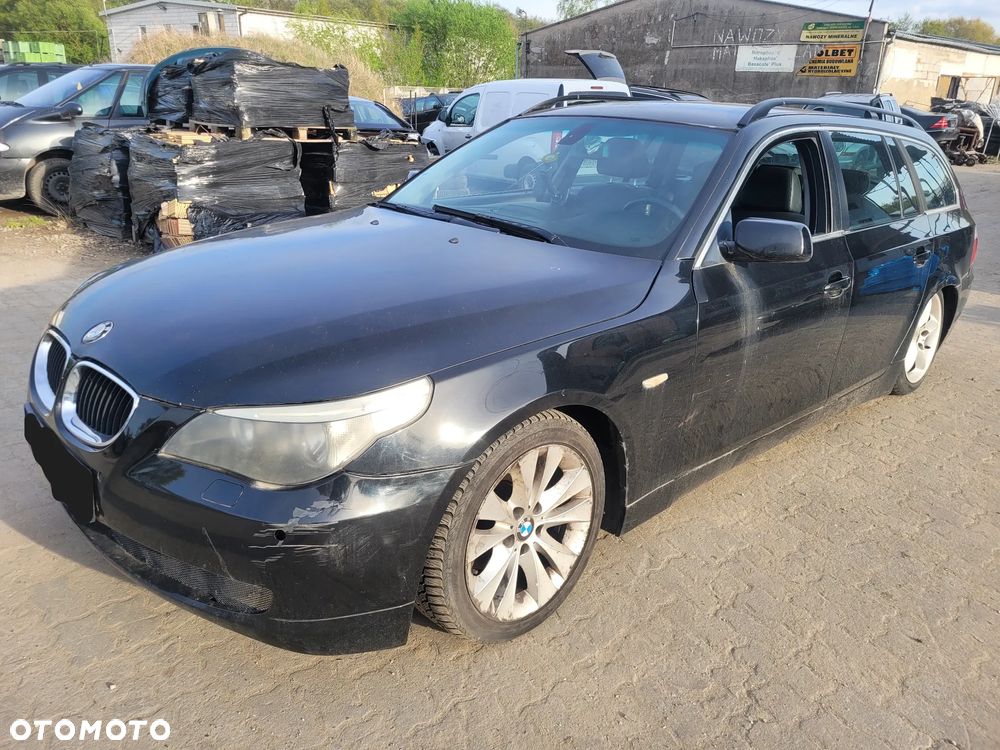 BMW 5 E61 TOURING fotel fotele kanapa deska kokpit podsufitka boczek boczki klamka podłokietnik licznik prędkościomierz