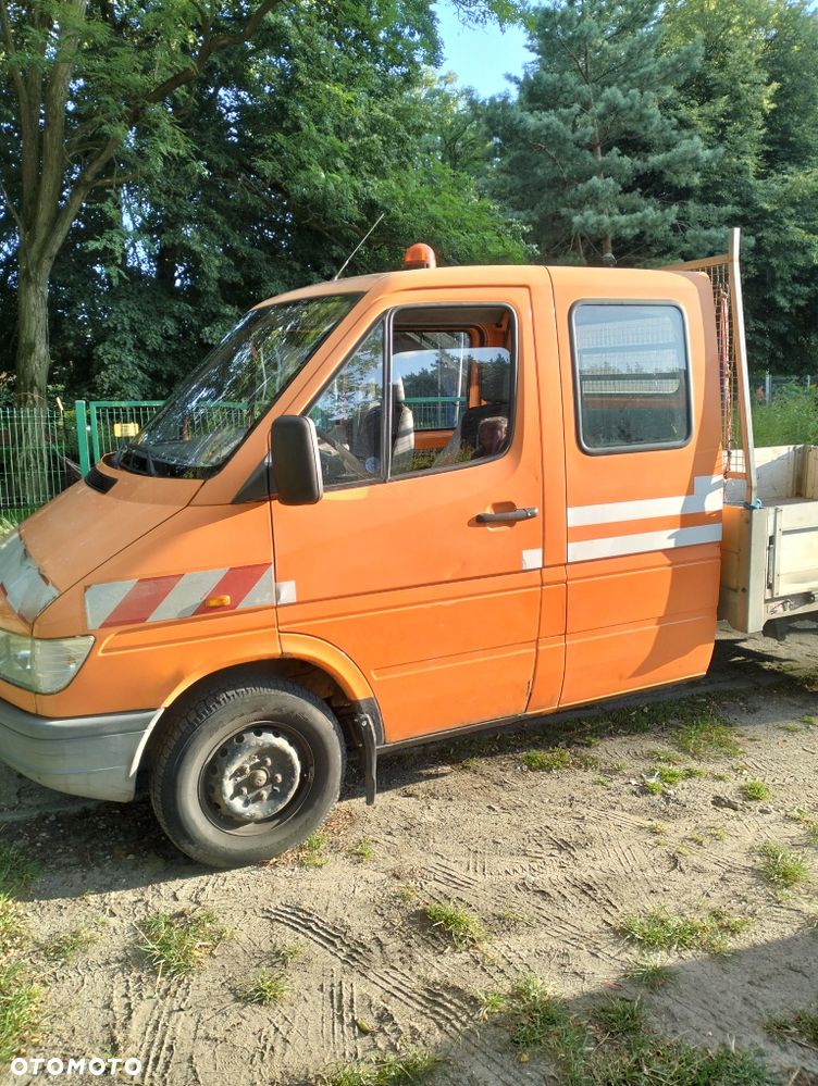 Mercedes-Benz Sprinter - 4