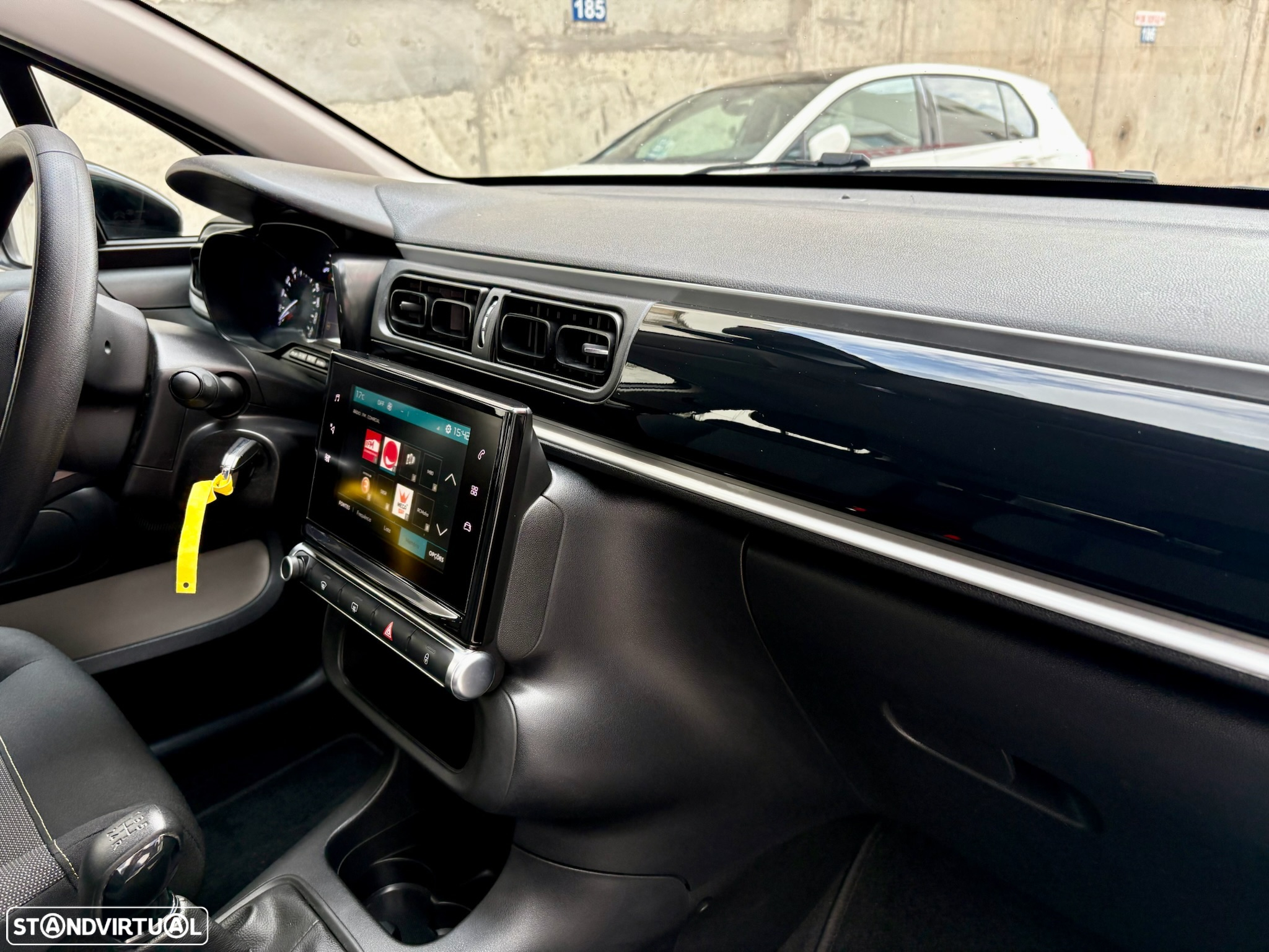 Citroën C3 1.2 PureTech Feel - 17