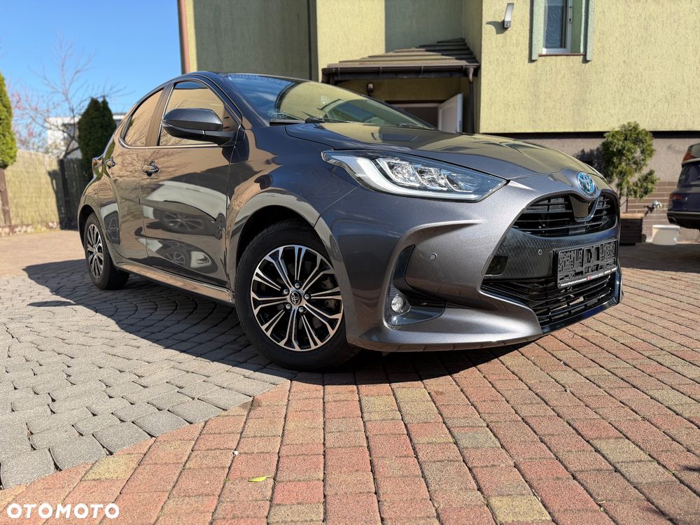 Toyota Yaris - 1