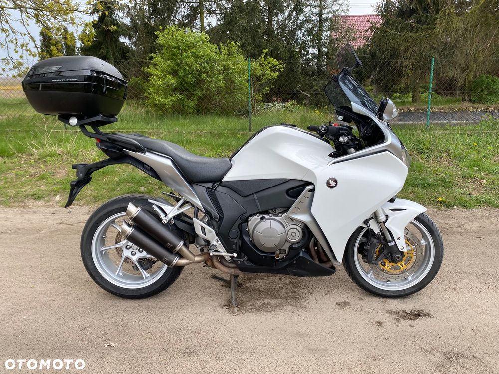 Honda VFR - 22