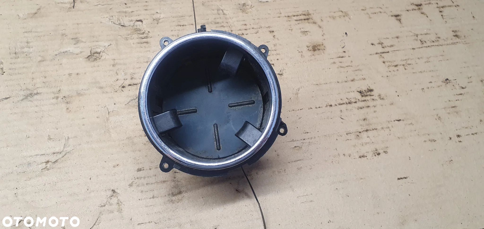 Schowek uchwyt na kubek VW Phaeton 3D0858601C - 1