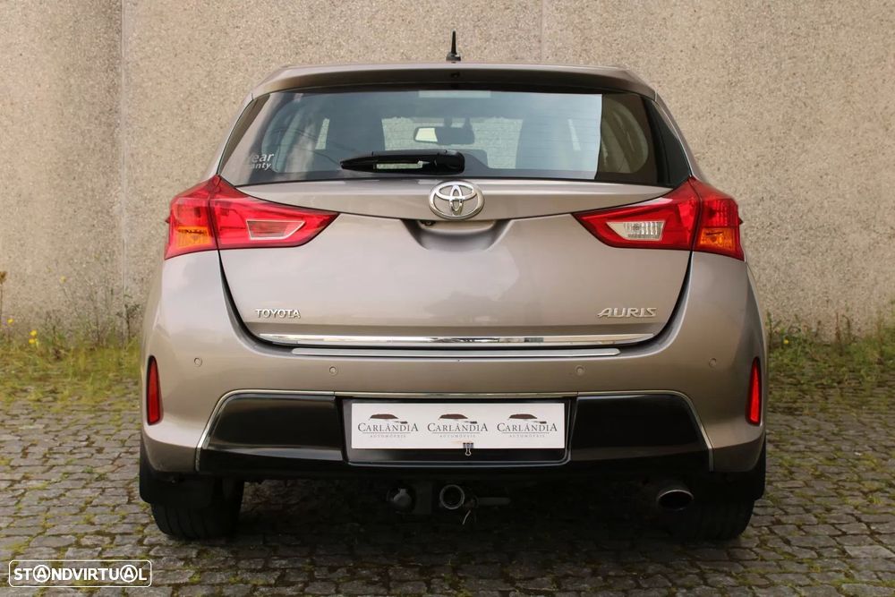 Toyota Auris 1.4 D-4D Exclusive+Navi - 12