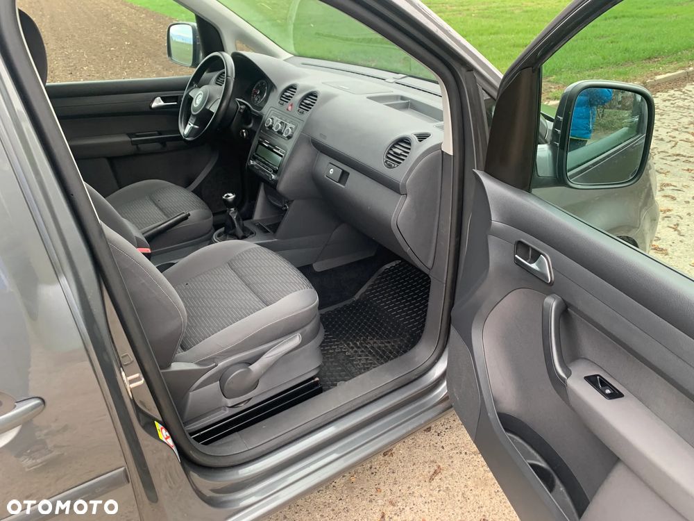 Volkswagen Caddy - 17