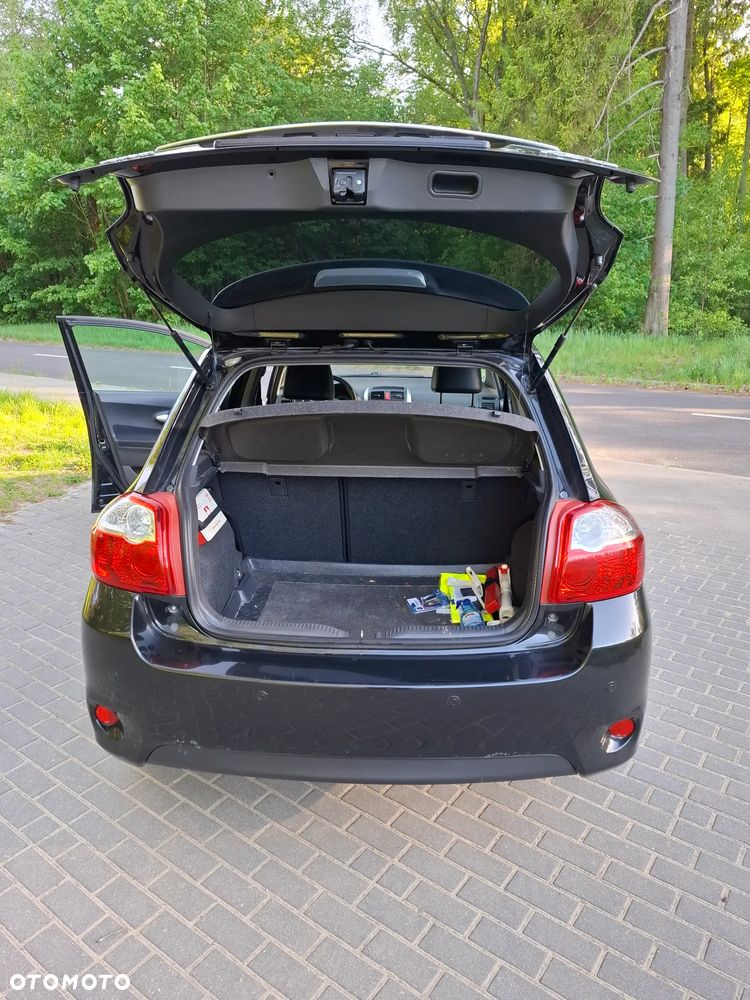 Toyota Auris 1.6 Dynamic - 22