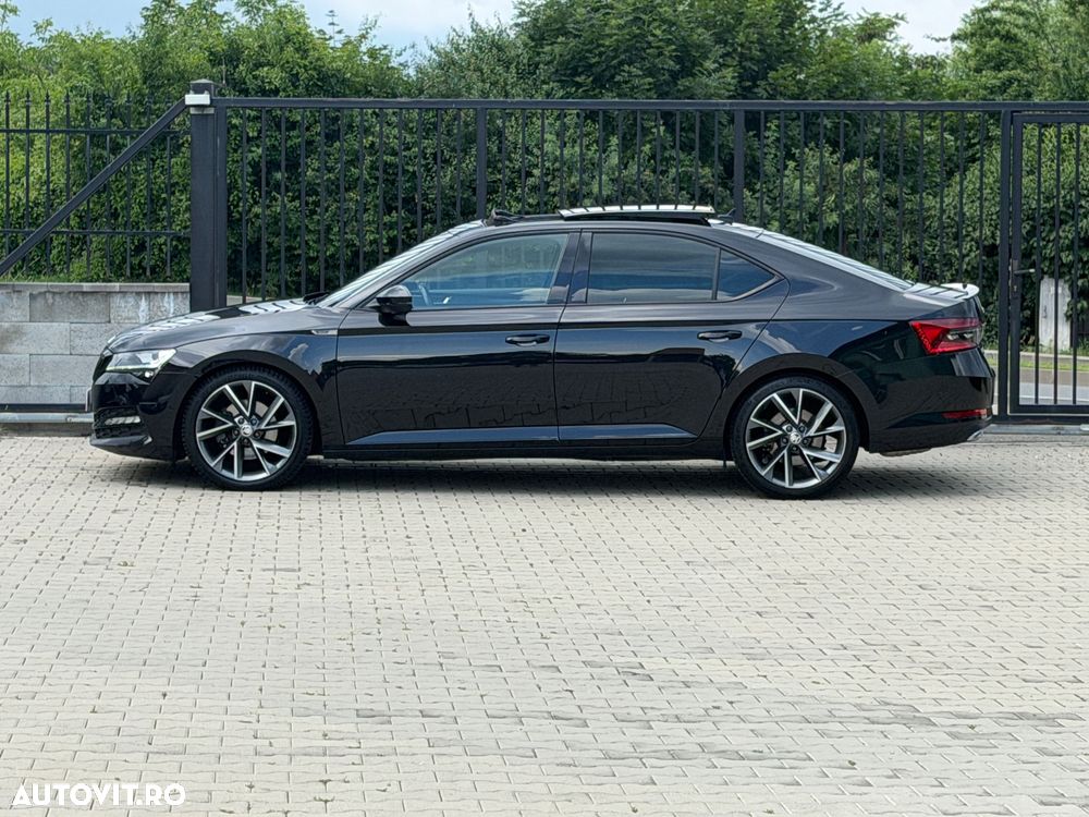 Skoda Superb 2.0 TDI DSG Sportline - 10