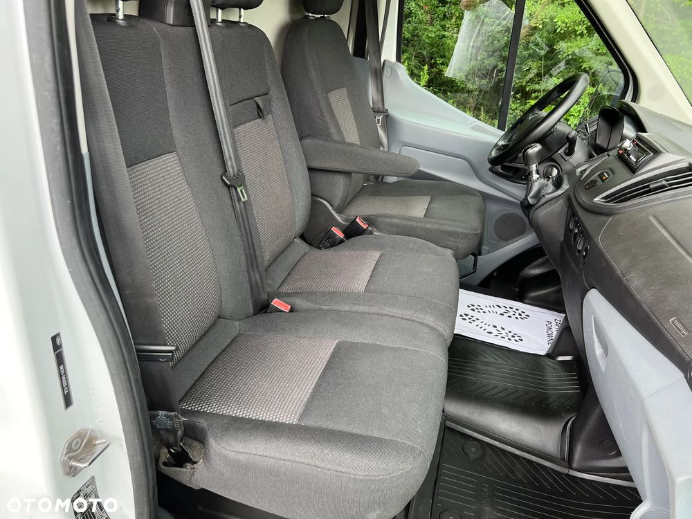 Ford Transit - 12