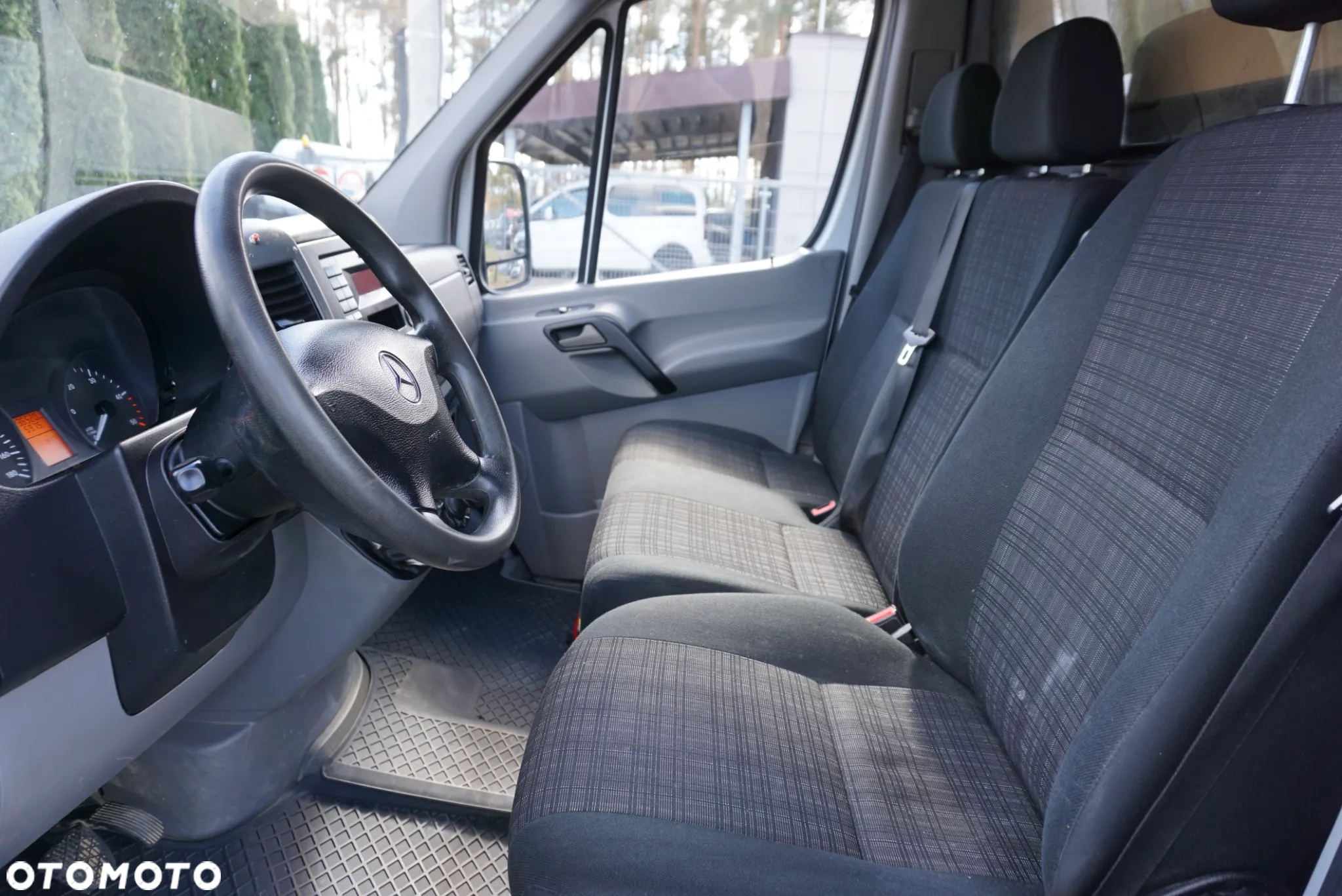 Mercedes-Benz SPRINTER 313 - 10