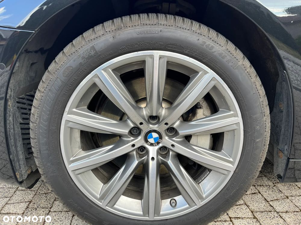 BMW Seria 5 530i GPF Luxury Line - 23