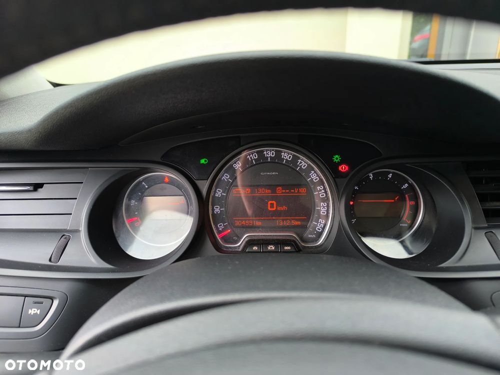 Citroën C5 2.0 16V Confort - 12