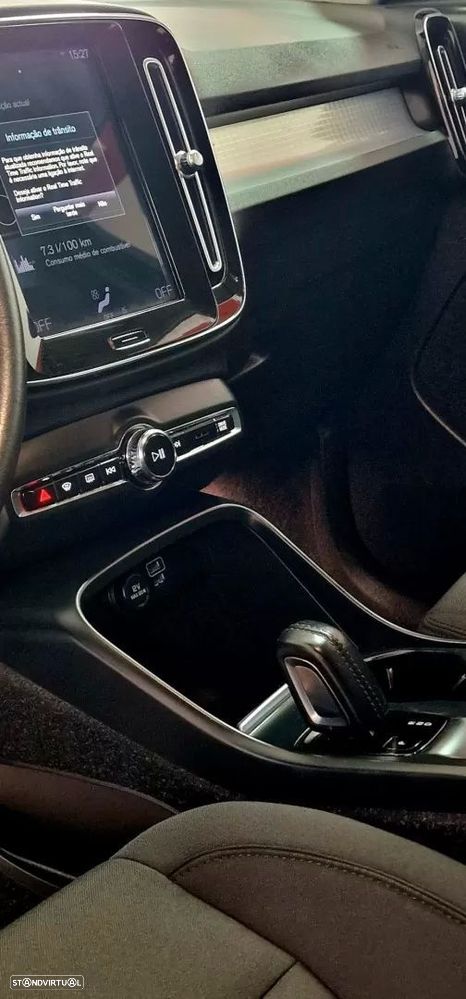 Volvo XC 40 1.5 T2 Momentum Plus Geartronic - 12