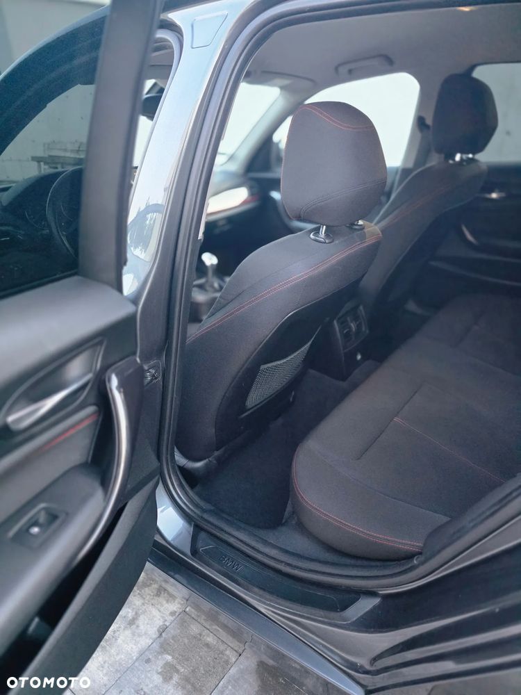 BMW Seria 1 116d Sport Line - 17