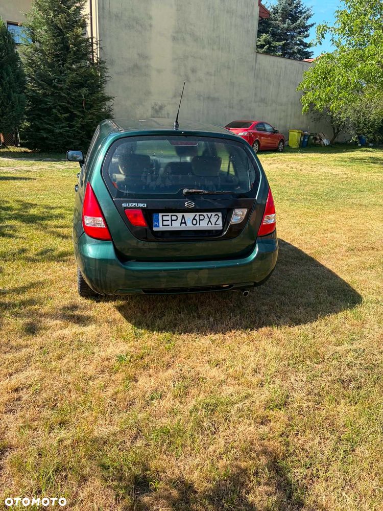 Suzuki Liana - 4