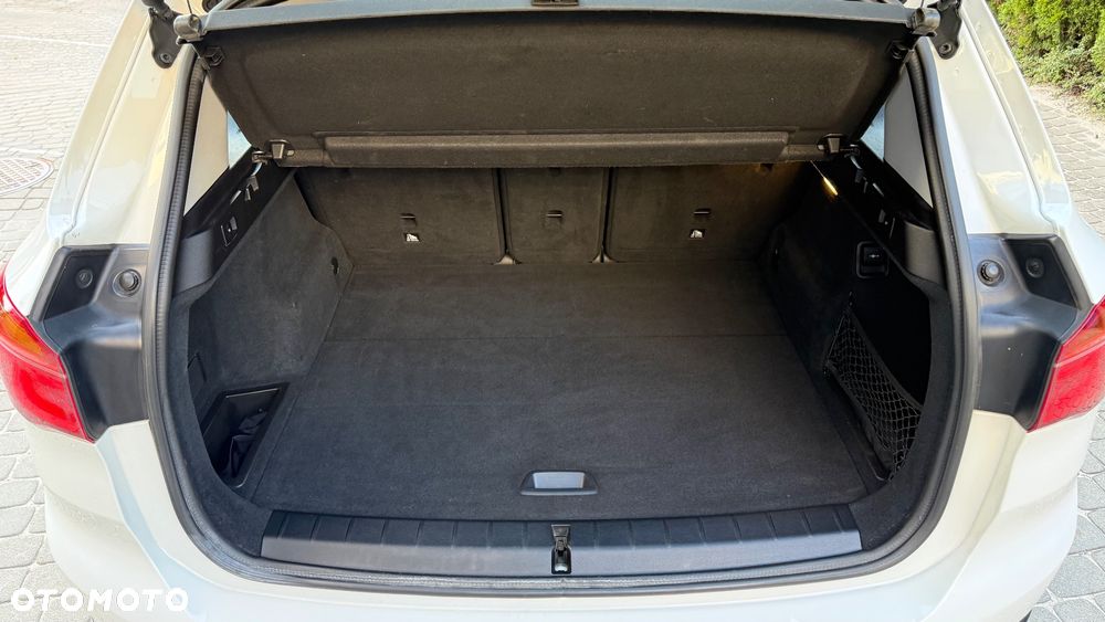 BMW X1 sDrive18d Advantage - 11