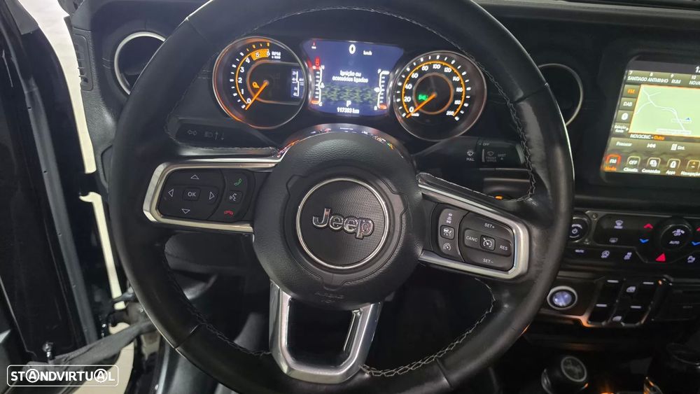 Jeep Gladiator 3.0V6 MultiJet AWD Auto Overland — fotografia 36