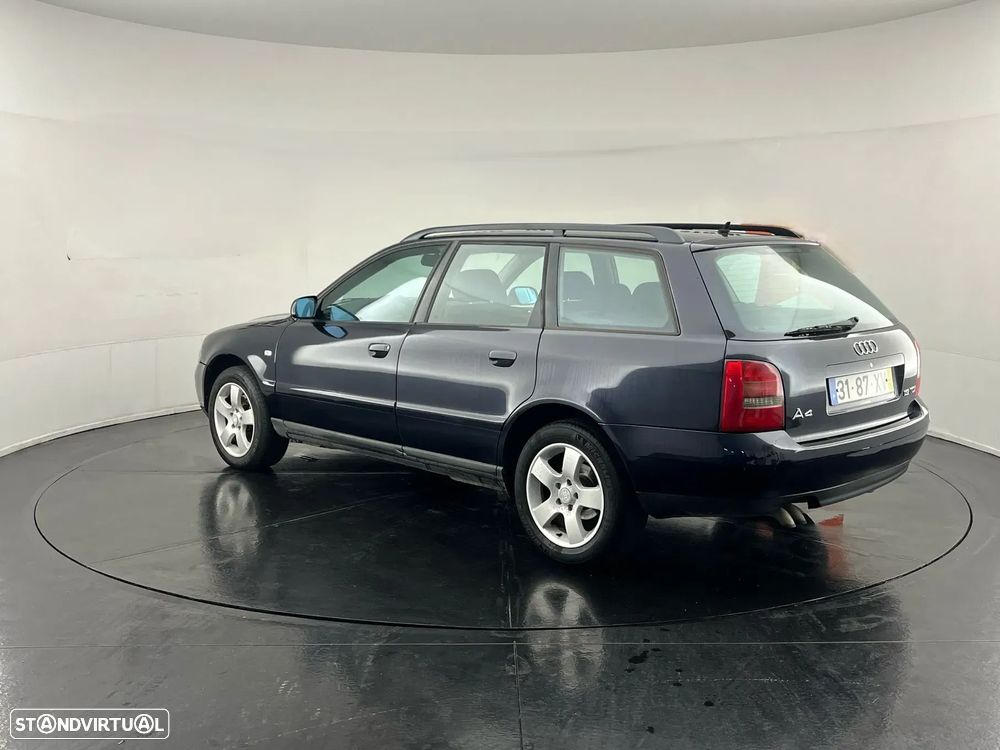Audi A4 Avant 1.9 TDI Attraction - 3